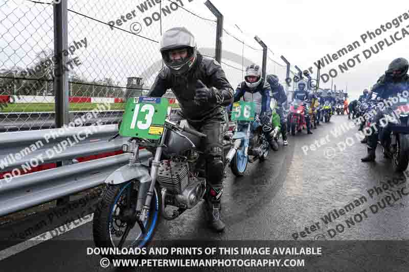 donington no limits trackday;donington park photographs;donington trackday photographs;no limits trackdays;peter wileman photography;trackday digital images;trackday photos